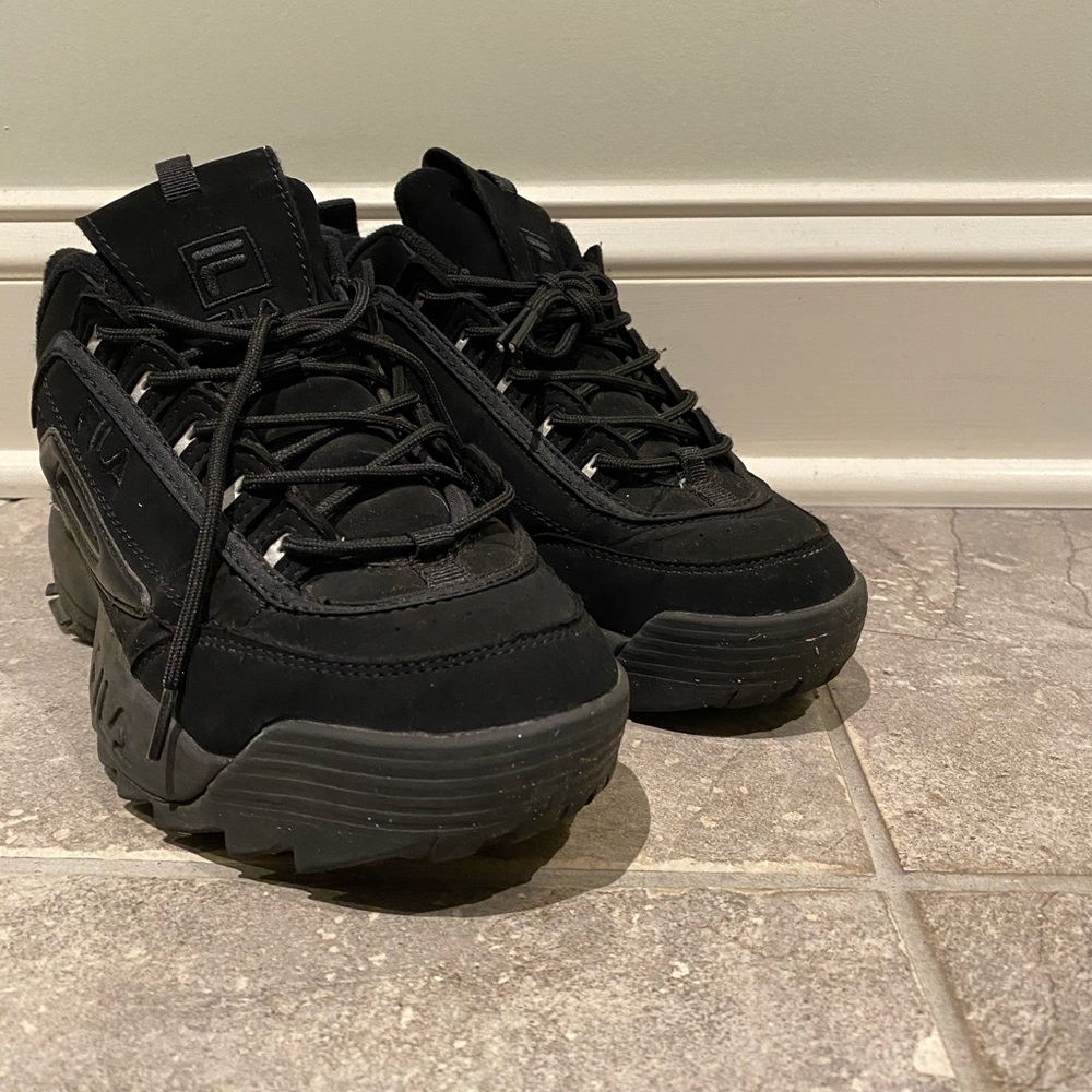 Fila Disruptor 2 in Triple Black